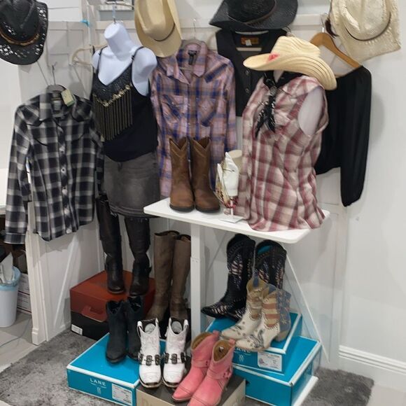 Urban Cowboy Share Show Clothing Boots Shoes Home Goods Anything Western - Picture 1 of 2